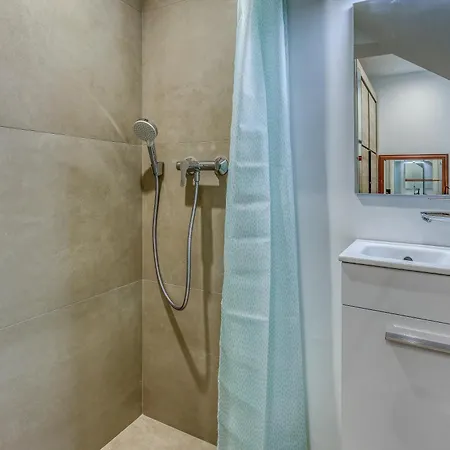 Apartment Fleur D'oranger - Climatisee, A Proximite Des Plages La Ciotat